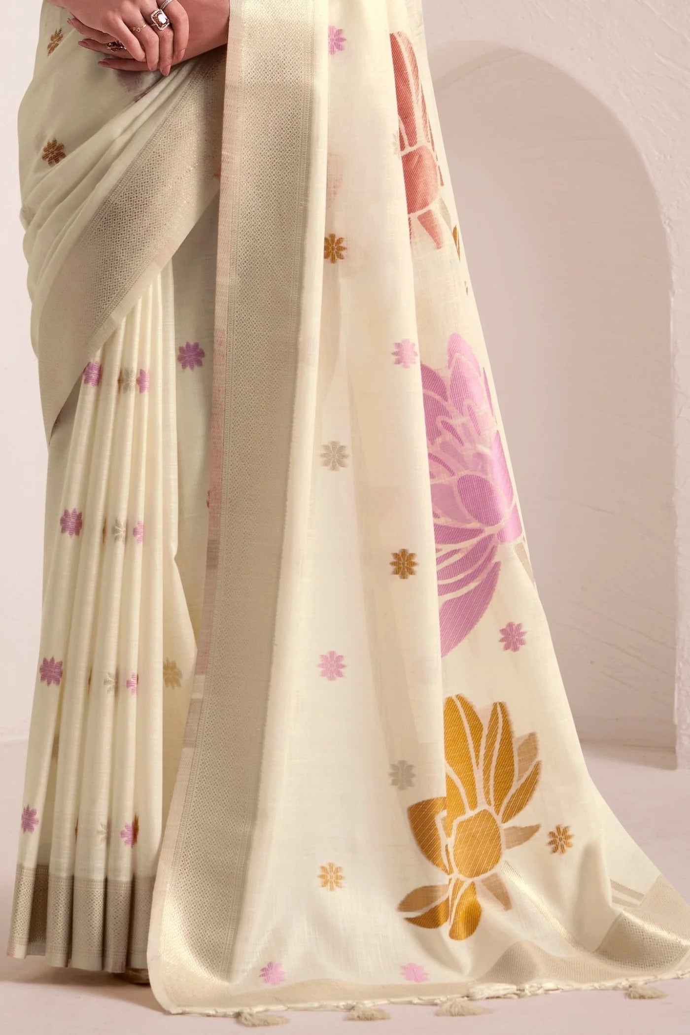 Daisy White Woven Linen Soft Silk Saree