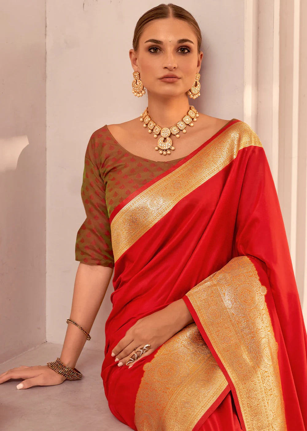 Mahogany Red Shade Silk Woven Zari Work Broad Border Saree