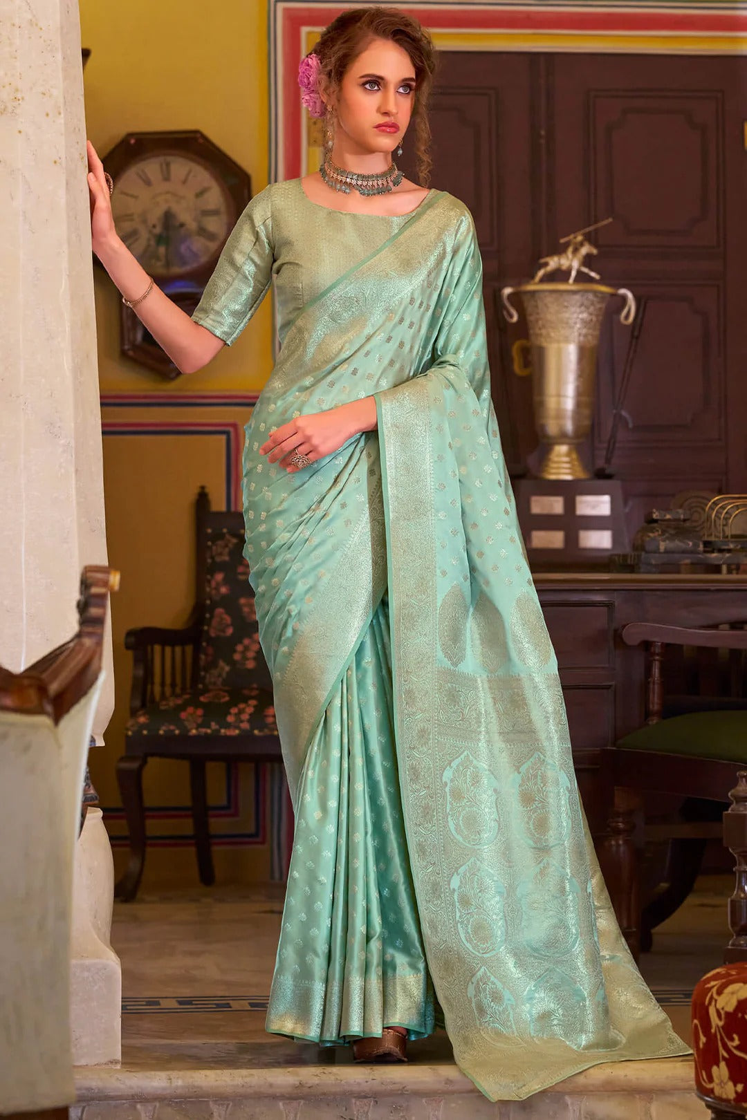 Beauteous Green Woven Banarasi Satin Soft Silk Saree