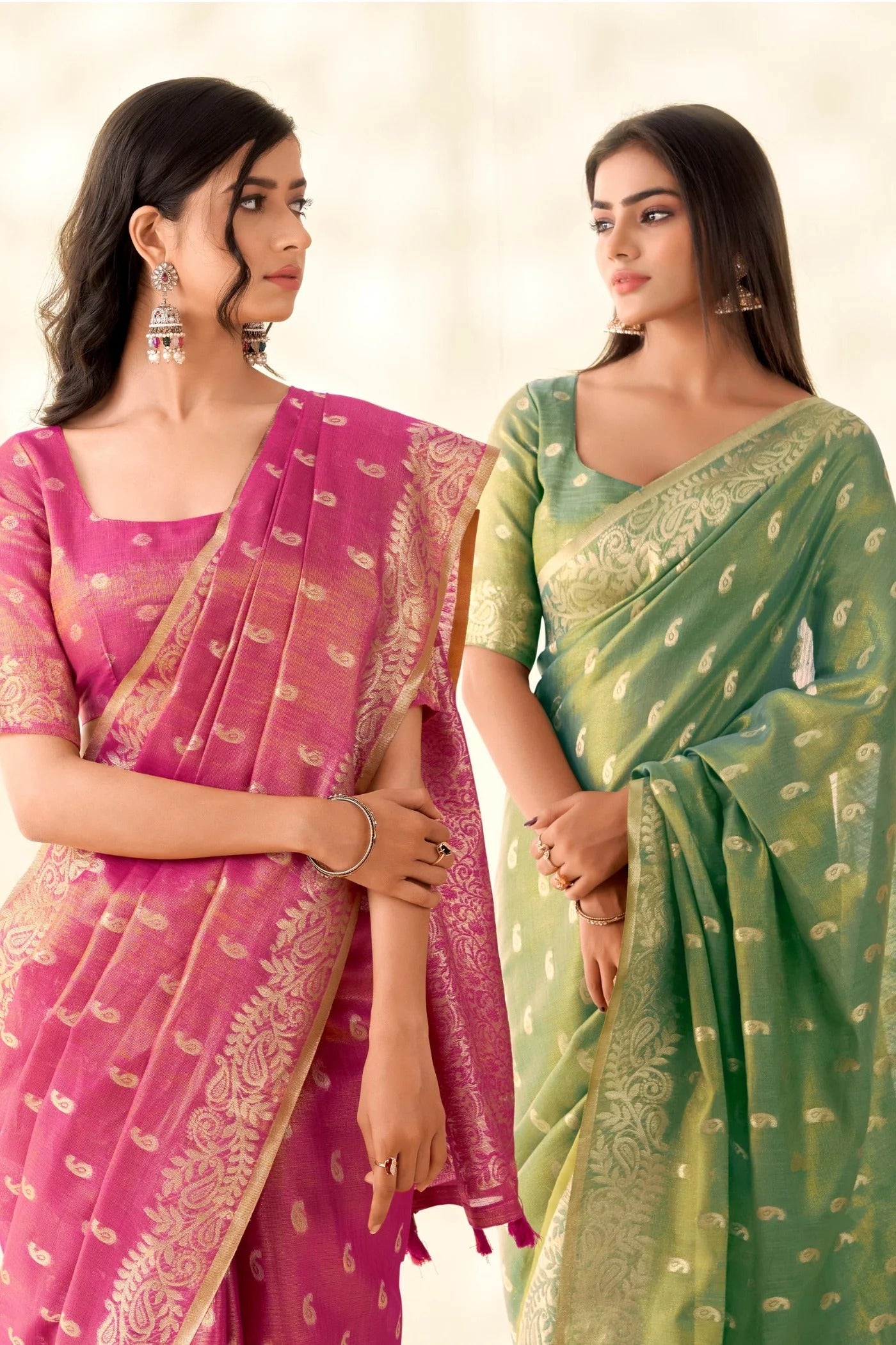 Fern Green Woven Tissue Linen Saree With Blouse