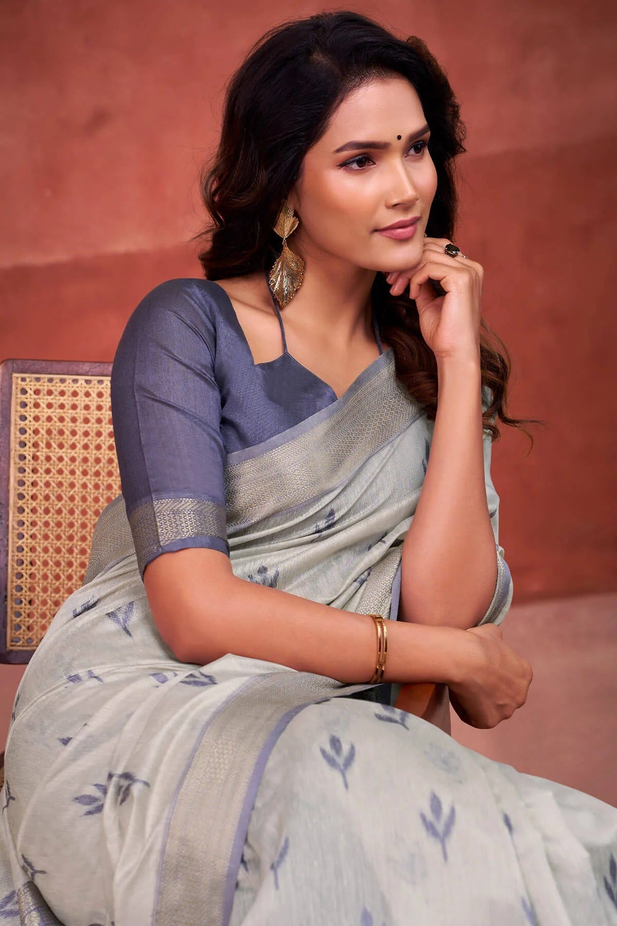 Foggy Grey Woven Design Zari Pure Cotton Saree With Blouse