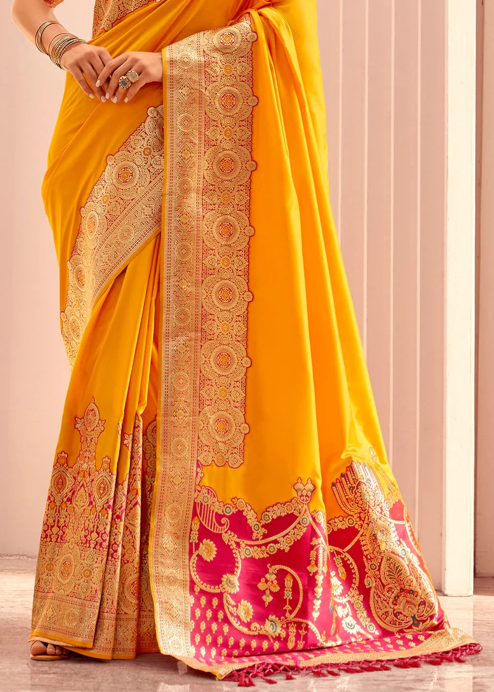 Citrine Yellow Shade Silk Woven Zari Work Broad Border Saree