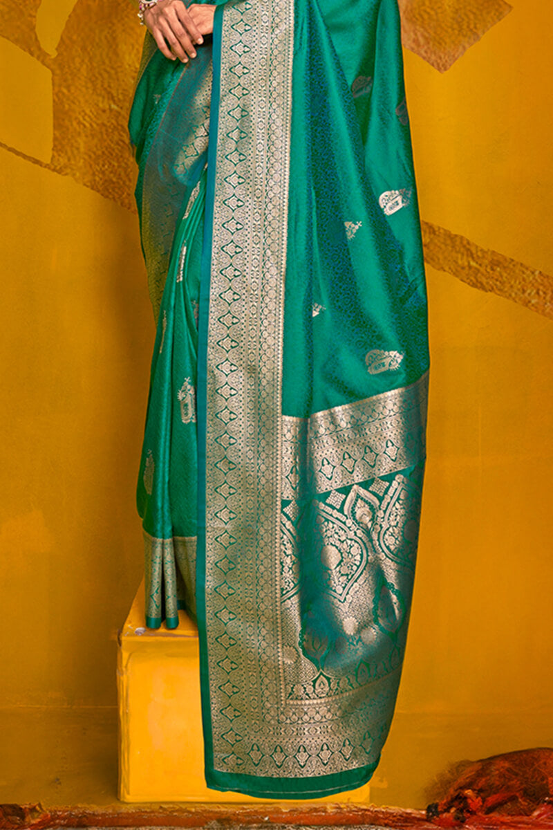 Pine Green Spun Silk Saree With Blouse Piece