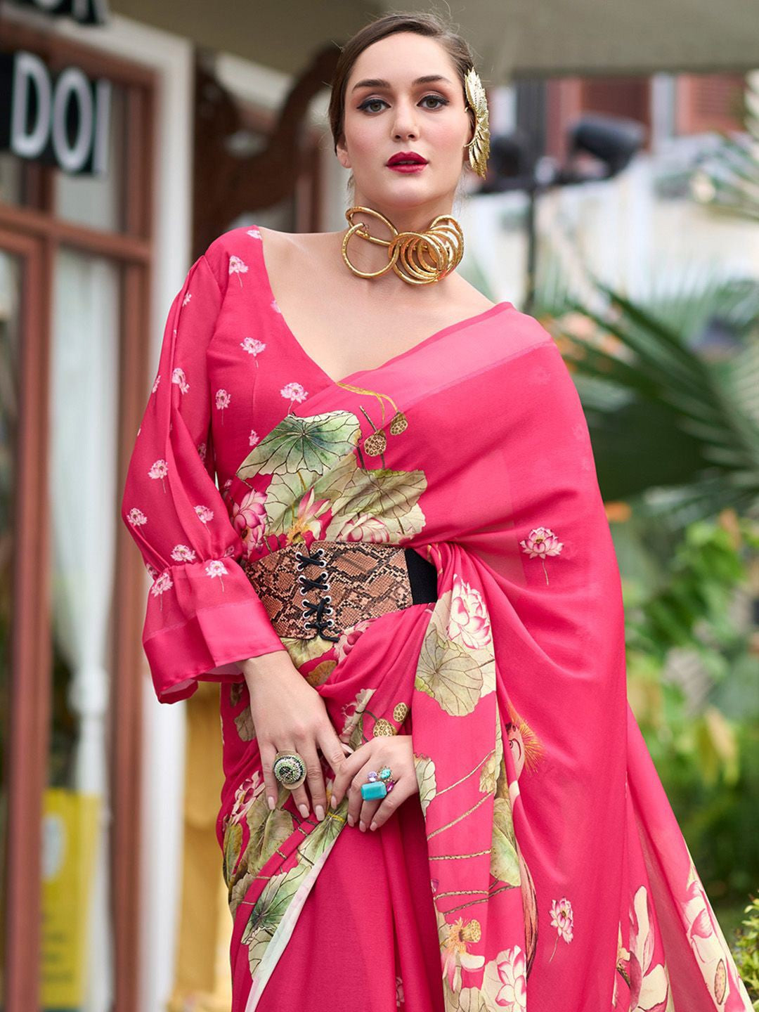 Strawberry Pink Pure Georgette Floral Printed Trending Saree