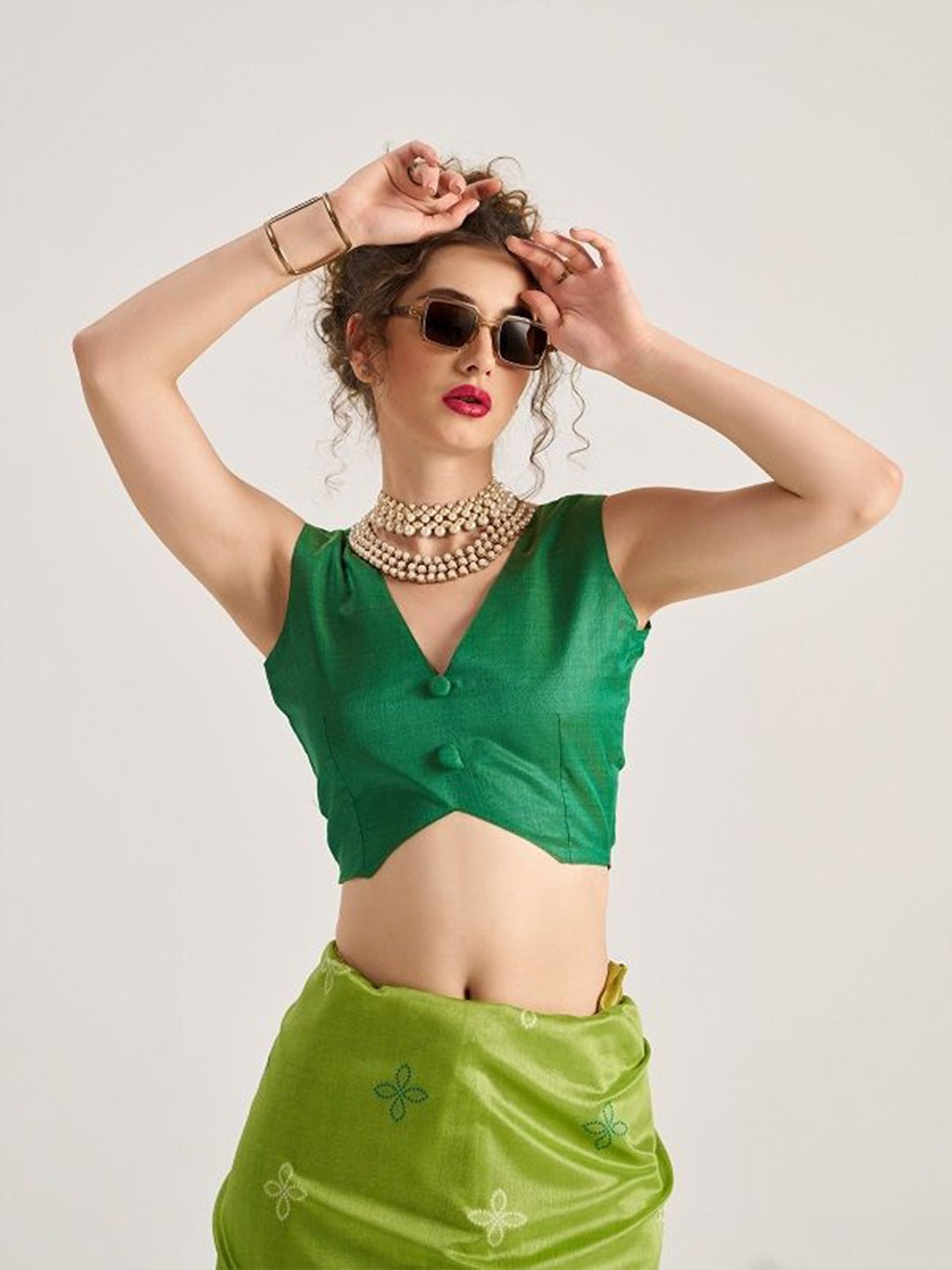 Parrot Green Patola Handloom Saree With Fancy Blouse